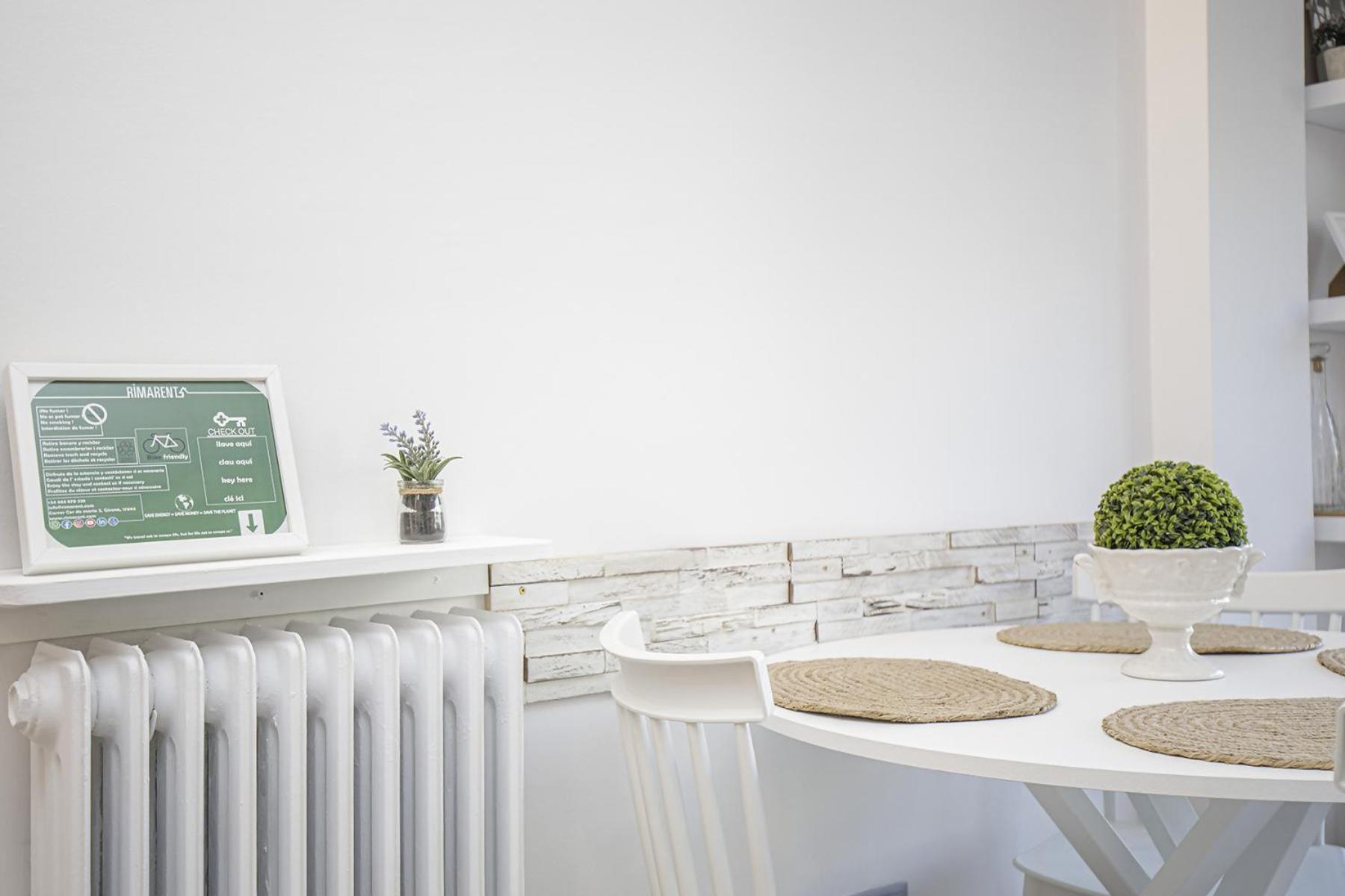 Apartamento con gran terraza Girona Esterno foto