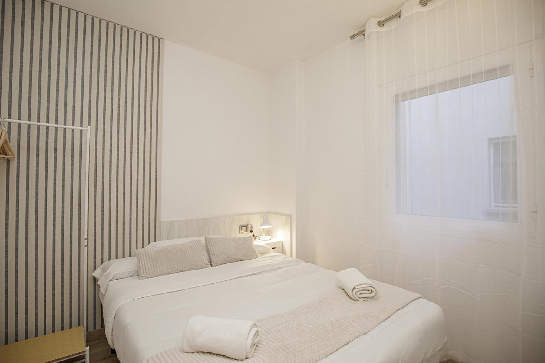 Apartamento con gran terraza Girona Esterno foto